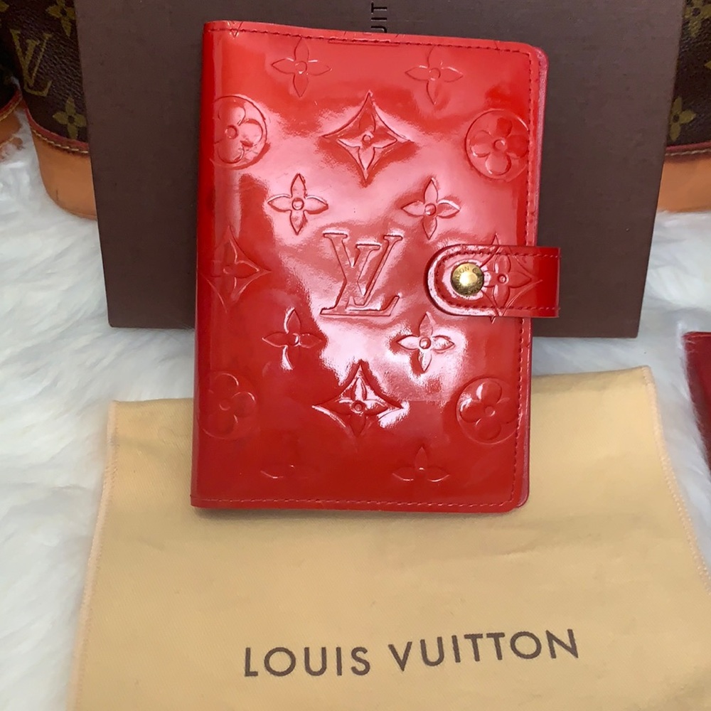 LV Red Vernis Agenda PM